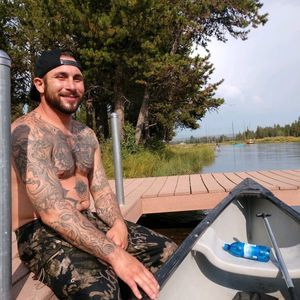 Meet your Posher, Louis